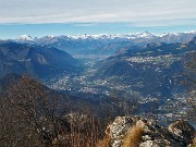 67 Vista verso la Val Borlezza, Bossico, le Orobie
